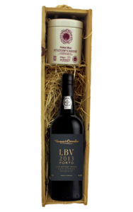 Stilton with Vasque de Carvalho in Wooden Box